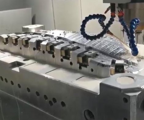 保險杠格柵模具